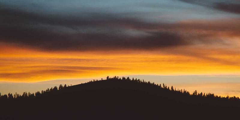 高尔夫杯赛事安全预案与应急处理全攻略：从专业运动装备到突发事件响应